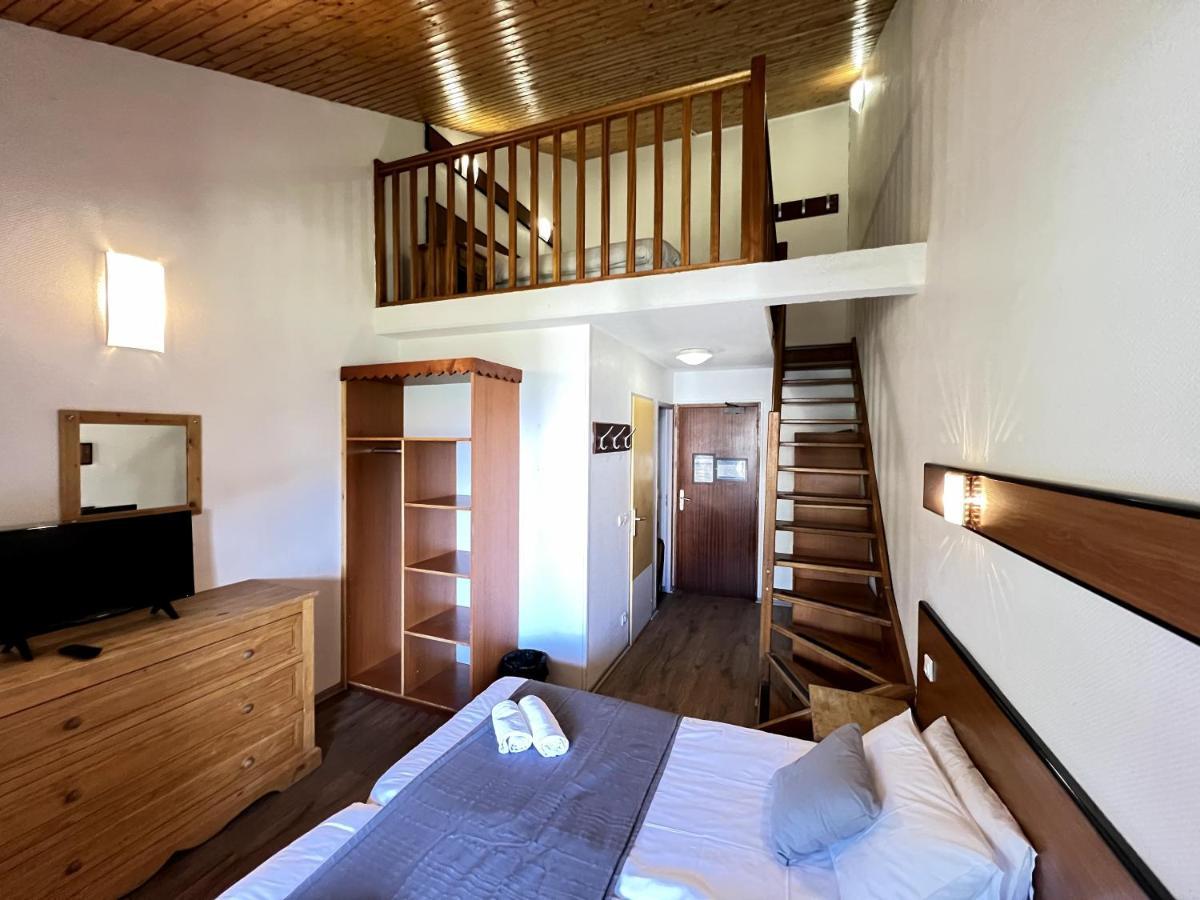 Hôtel Skiazur-Le Piolet Saint-Martin-de-Belleville Extérieur photo